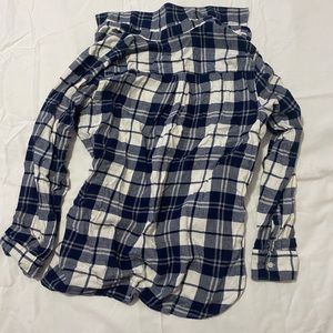 Blue plaid old navy flannel